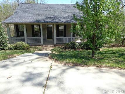 7286 Executive Circle