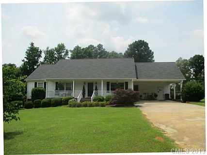 2036 Country Club Drive