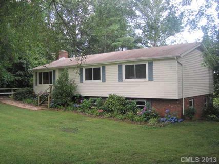 2051 Colonial Lane
