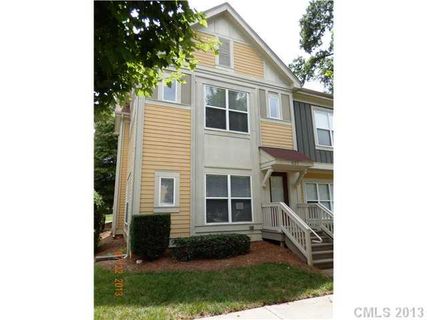 451 W Worthington Avenue 23