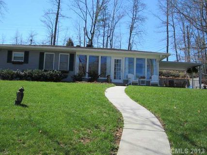 1102 Riverview Road