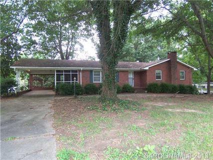1715 Fallston Road sold home in Crestland Heights, Shelby, NC