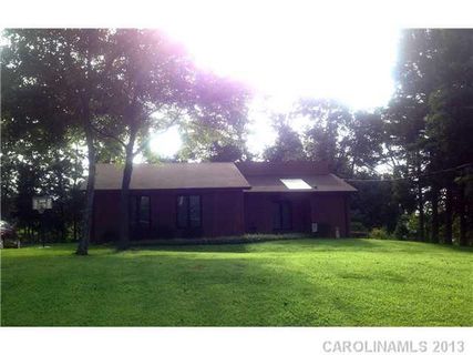 160 Kingswood Drive