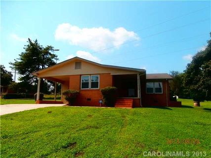 108 W Debby Road