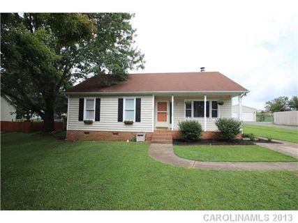 3484 Farm Lake Drive