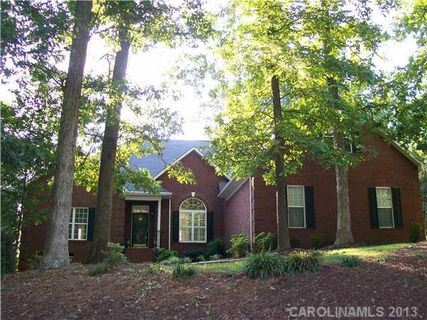 8125 Shannon Woods Lane