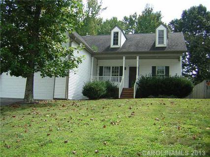 2214 Charles Towne Court