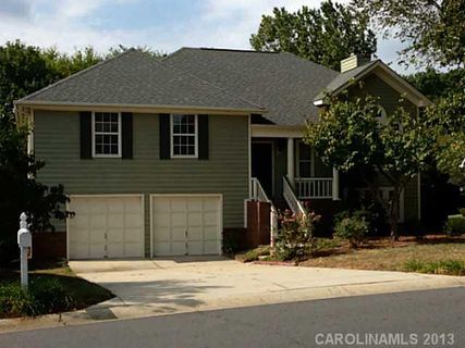 12211 Landing Green Drive
