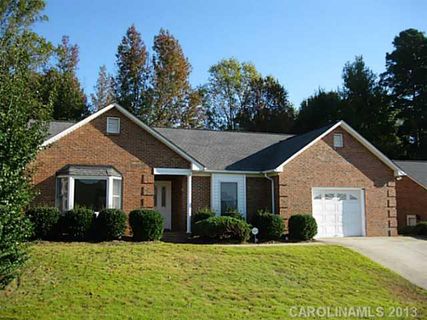 1952 Wexford Court sold home in Wexford, Gastonia, NC