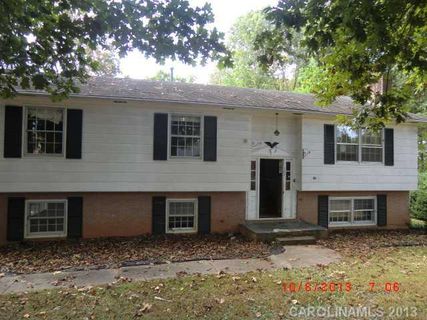107 Lancelot Road