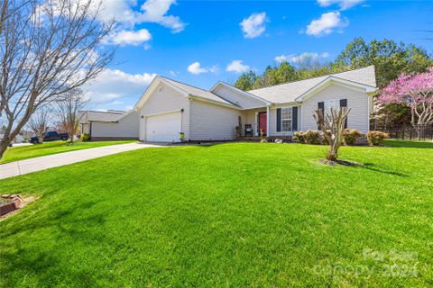 7324 Oxford Bluff Drive sold home in Oxford Hunt, Stanley, NC