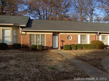 1214 E Franklin Boulevard sold home in Regency Square, Gastonia, NC