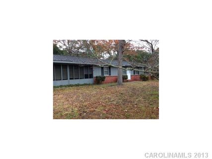 202 Ne 40th Street sold home in Tranquil Harbor, Oak Island, NC