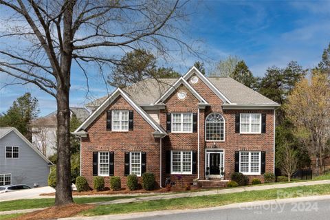 1820 Chestnut Hill Drive
