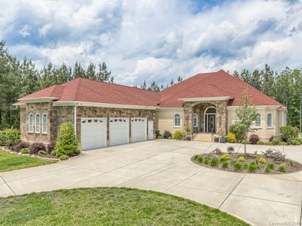 Previously sold for $395,000