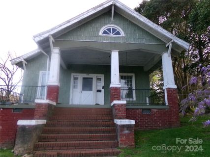 709 Efird Street