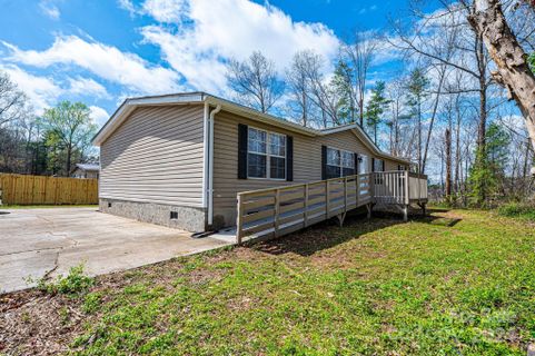 Previously sold for $183,500