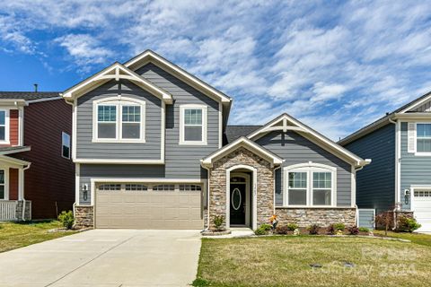 1307 Laggan Lane