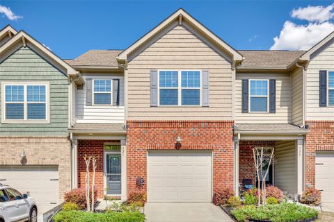 321 Kennebel Place