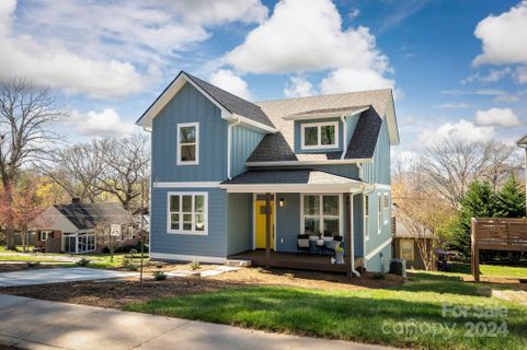 42 Enka Oak Street sold home in Enka Village, Candler, NC