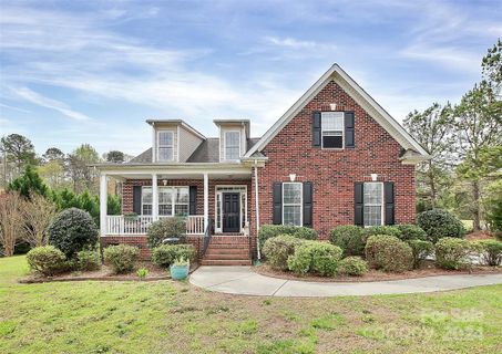 227 Glenville Drive sold home in Lynnwood Farms, Fort Mill, SC