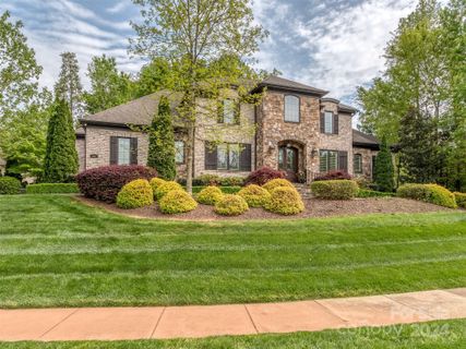 1344 Wyndmere Hills Lane sold home in The Forest, Matthews, NC