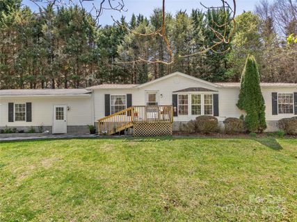 68 Powderhorn Drive sold home in Country Place Of Waynesville, Waynesville, NC