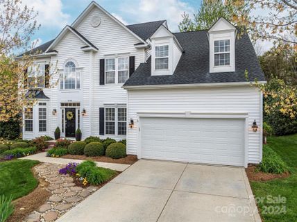 2100 Southridge Drive sold home in South Point Ridge, Belmont, NC