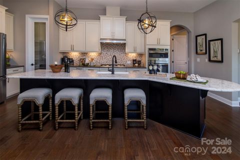 5720 Allburn Parkway sold home in Allburn, Concord, NC