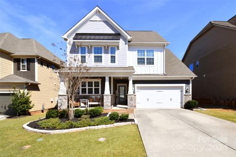 5079 Lily Pond Circle