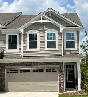 1634 Munstead Place