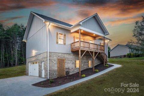 1322 Gallatin Lane sold home in Friendship Acres, Hudson, NC