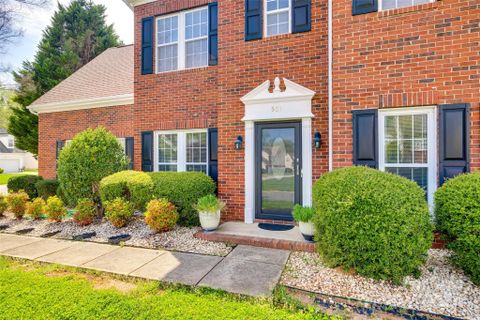 501 Whitehead Court