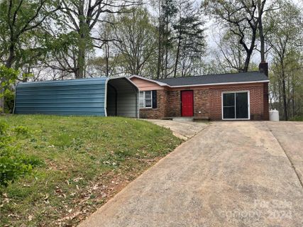 1306 Northwoods Drive sold home in Northwoods, Kings Mountain, NC