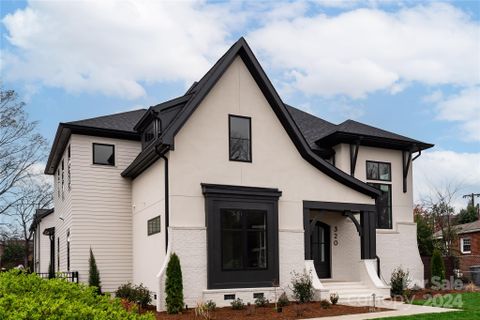 320 Melbourne Court
