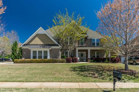 10701 Waxhaw Manor Drive