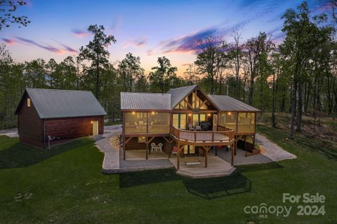 557 Adirondack Lane