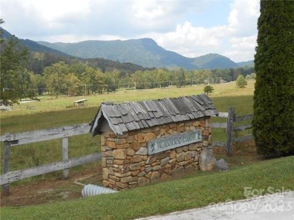 Lot 11 Fox Ridge Trail active home in Fox Ridge, Marion, NC