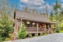 290 Hawks Lake Drive sold home in Seven Devils, SC