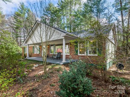 8 Brushwood Road
