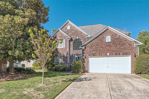8320 Lynnewood Glen Drive