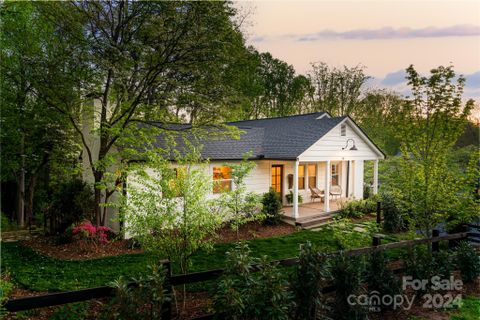 24 Dellwood Street sold home in Villa Heights, Asheville, NC