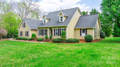 202 Knollwood Drive sold home in South Forest, Morganton, NC