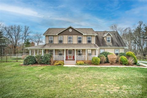 113 Snooks Path sold home in Bailey View, Mars Hill, NC