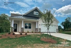 196 White Apple Way BF5 #81