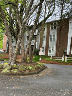 9541 Shannon Green Drive sold home in Shannon Green, Charlotte, NC