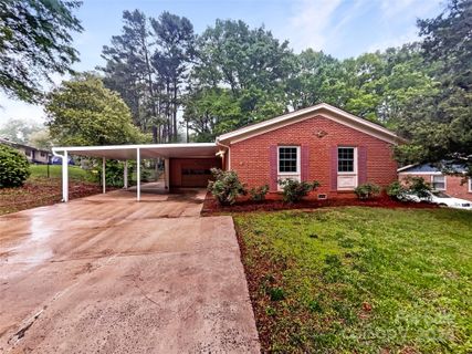 6918 Glenmoor Drive