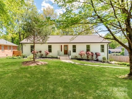 1100 Regency Drive