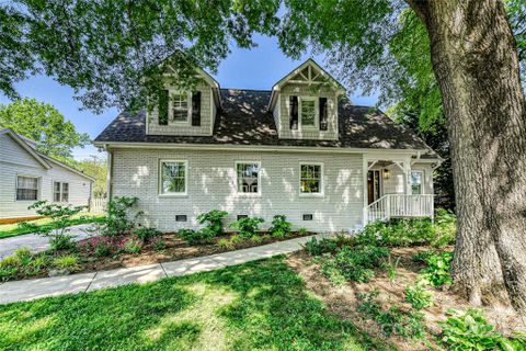 2916 Sunset Drive