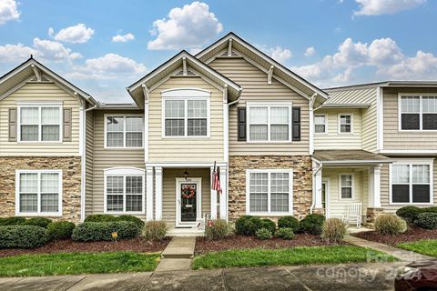 228 Dawn Mist Lane